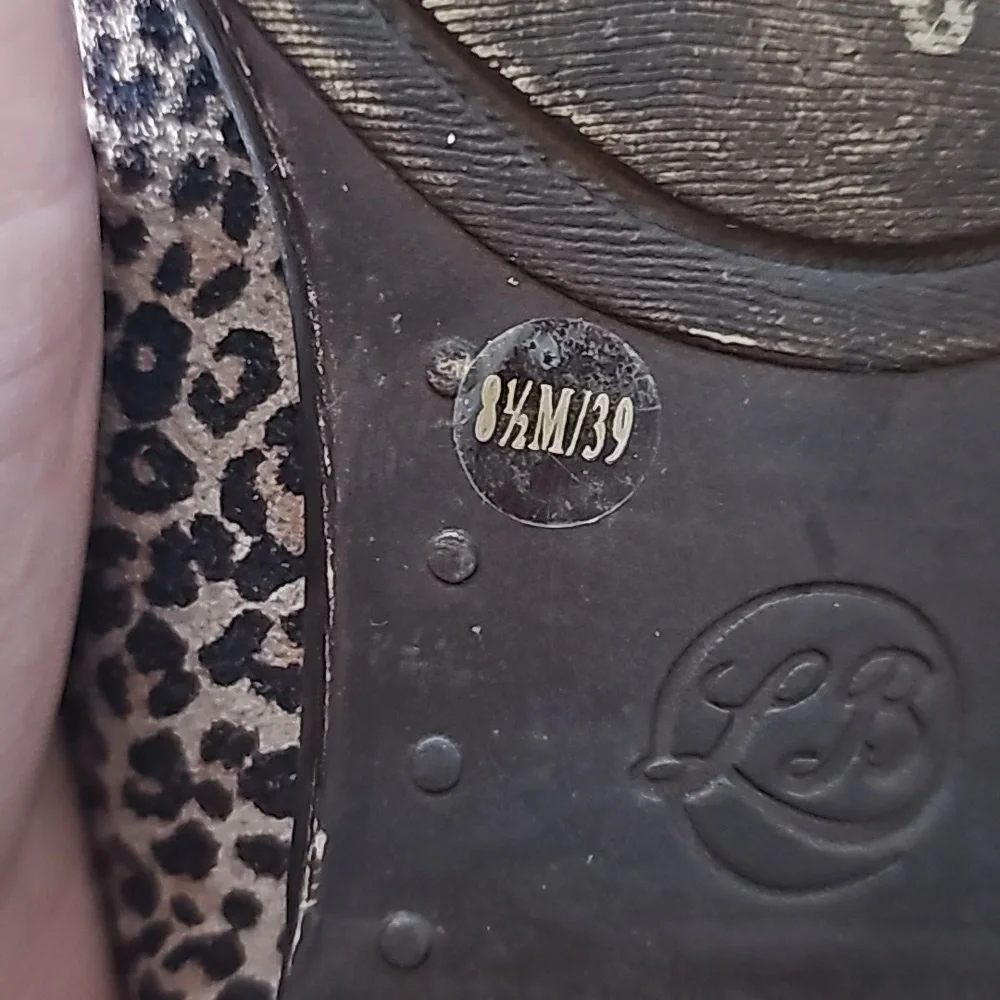 Booties - Picture 4 of 6